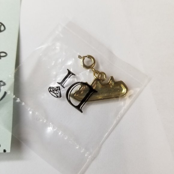 ✅1026CH NEW Sealed Gold Tone Cruise Ship Charm - Picture 4 of 5